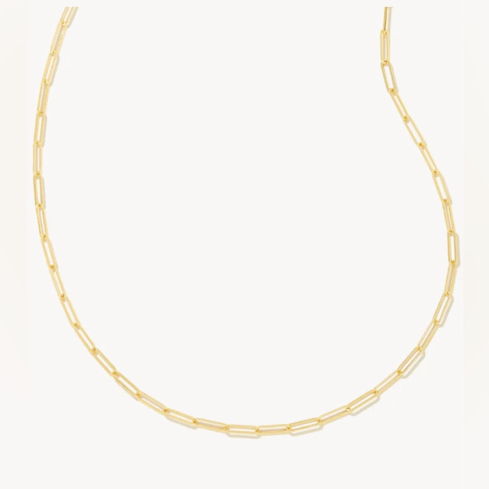 Courtney Paperclip Necklace in
Gold